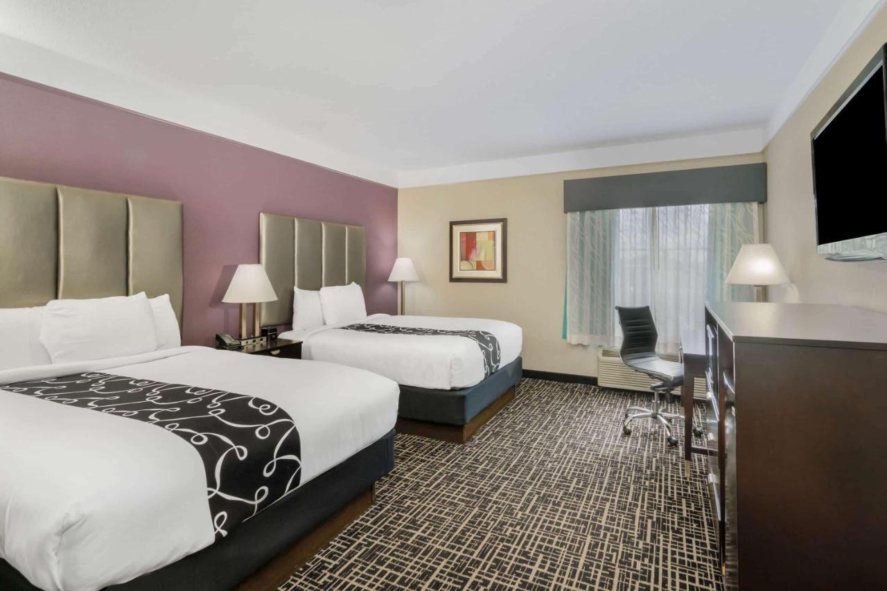La Quinta By Wyndham Canton Ms Habitación foto